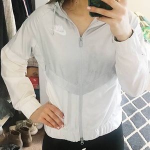 New NIKE windbreaker
